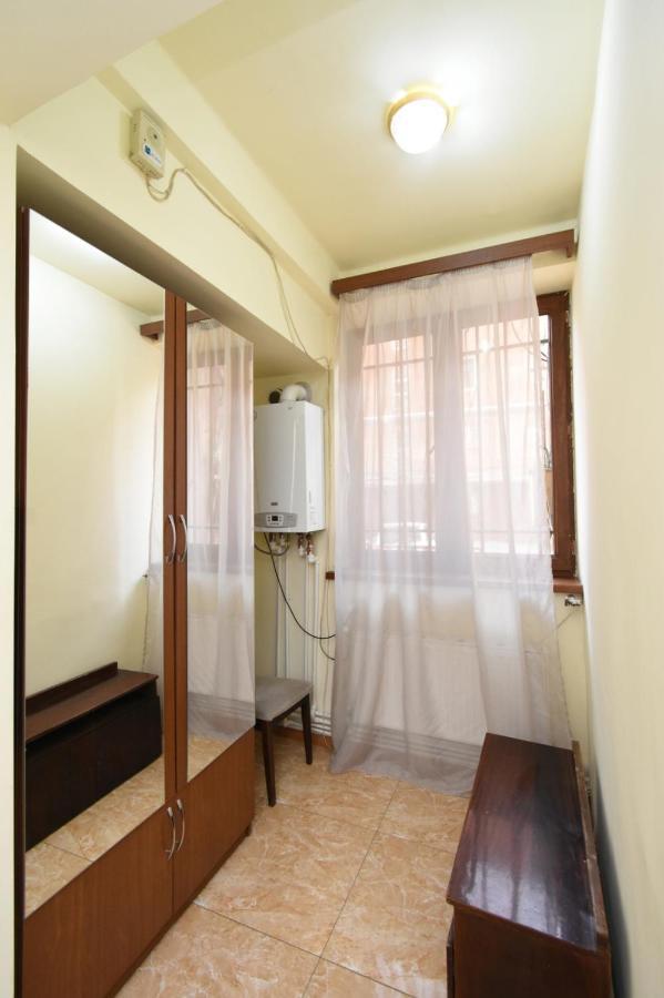 يريفان A&X Hostel And Tours المظهر الخارجي الصورة