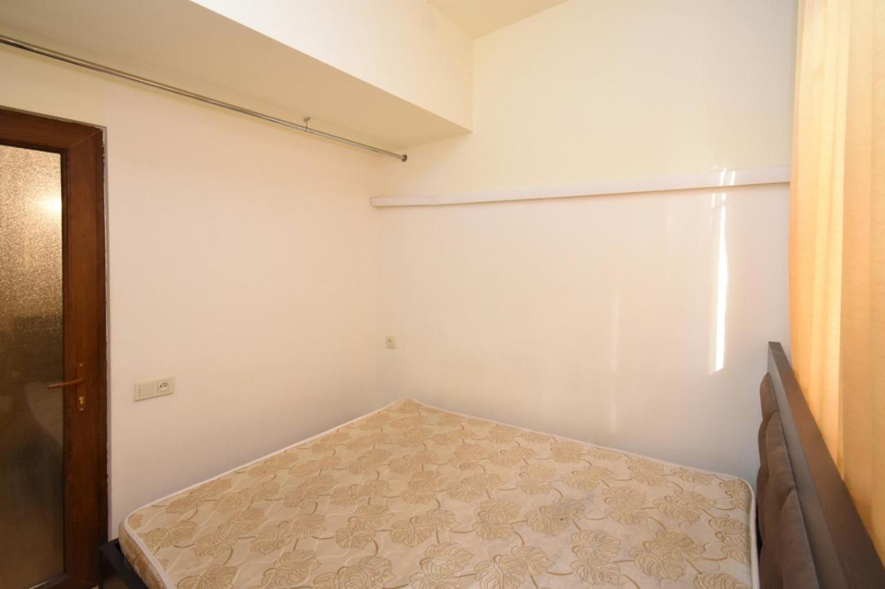 يريفان A&X Hostel And Tours المظهر الخارجي الصورة