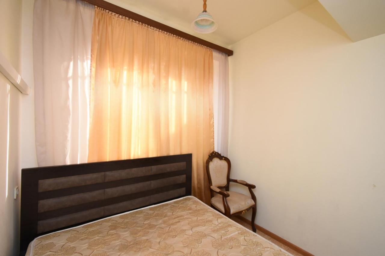 يريفان A&X Hostel And Tours المظهر الخارجي الصورة