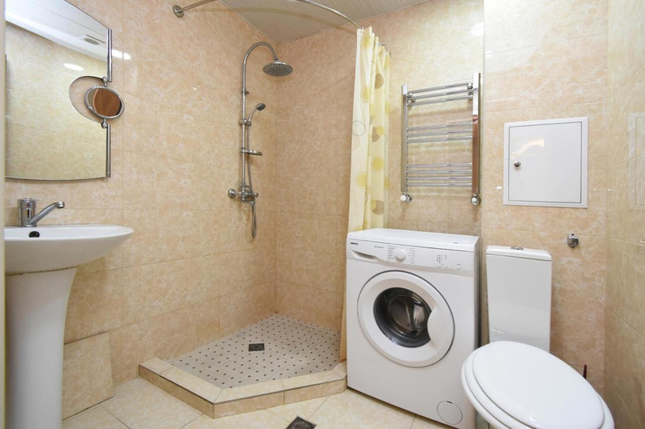 يريفان A&X Hostel And Tours المظهر الخارجي الصورة