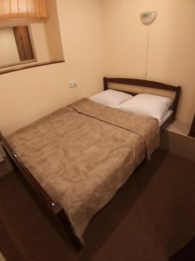 يريفان A&X Hostel And Tours المظهر الخارجي الصورة