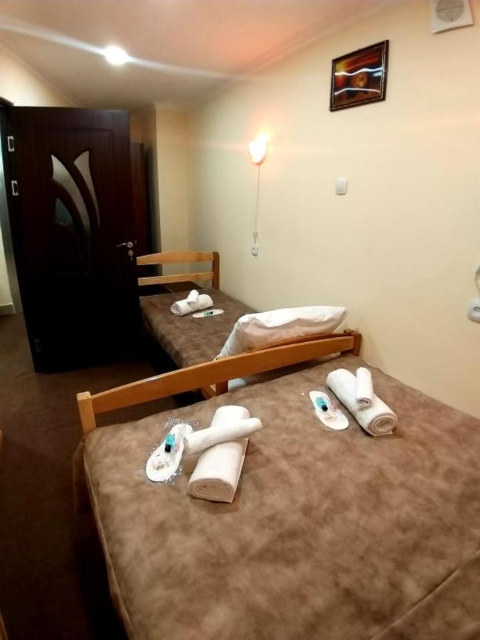 يريفان A&X Hostel And Tours المظهر الخارجي الصورة